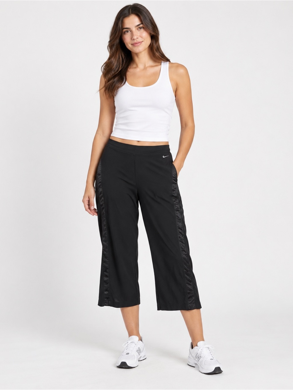 NIKE Fit Dry Women Athletic Capri Activewear Size S Black skuJ